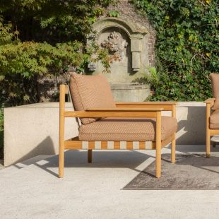 Oda Lounge Chair 
