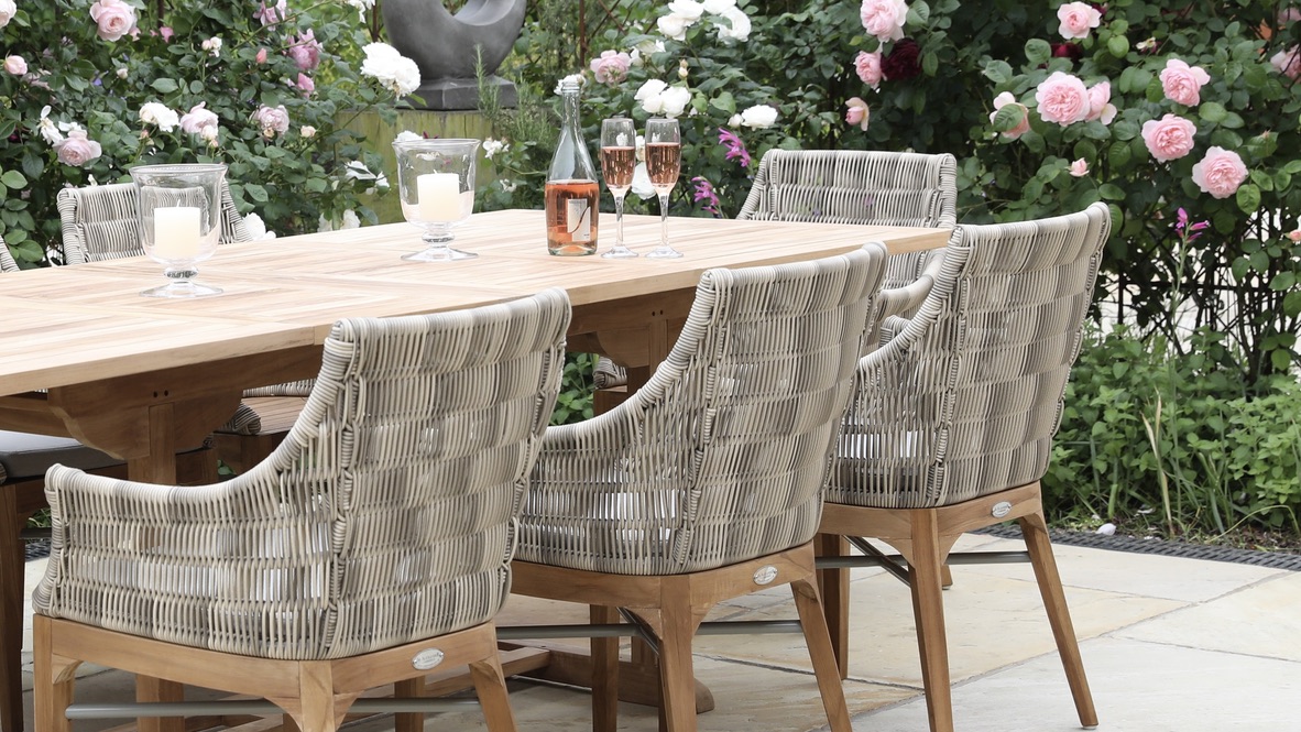 THE ALFRESCO EVENT